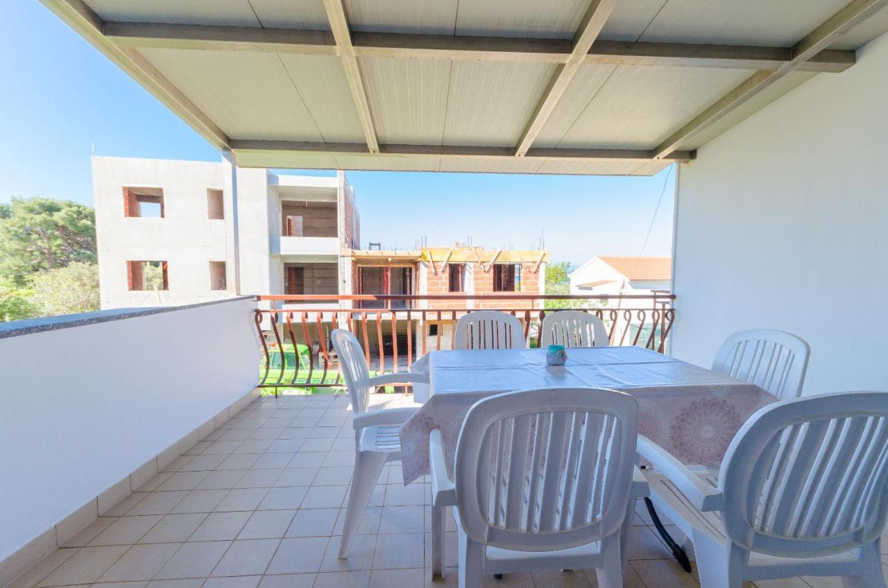 Apartments Slavica R Banjol Extérieur photo