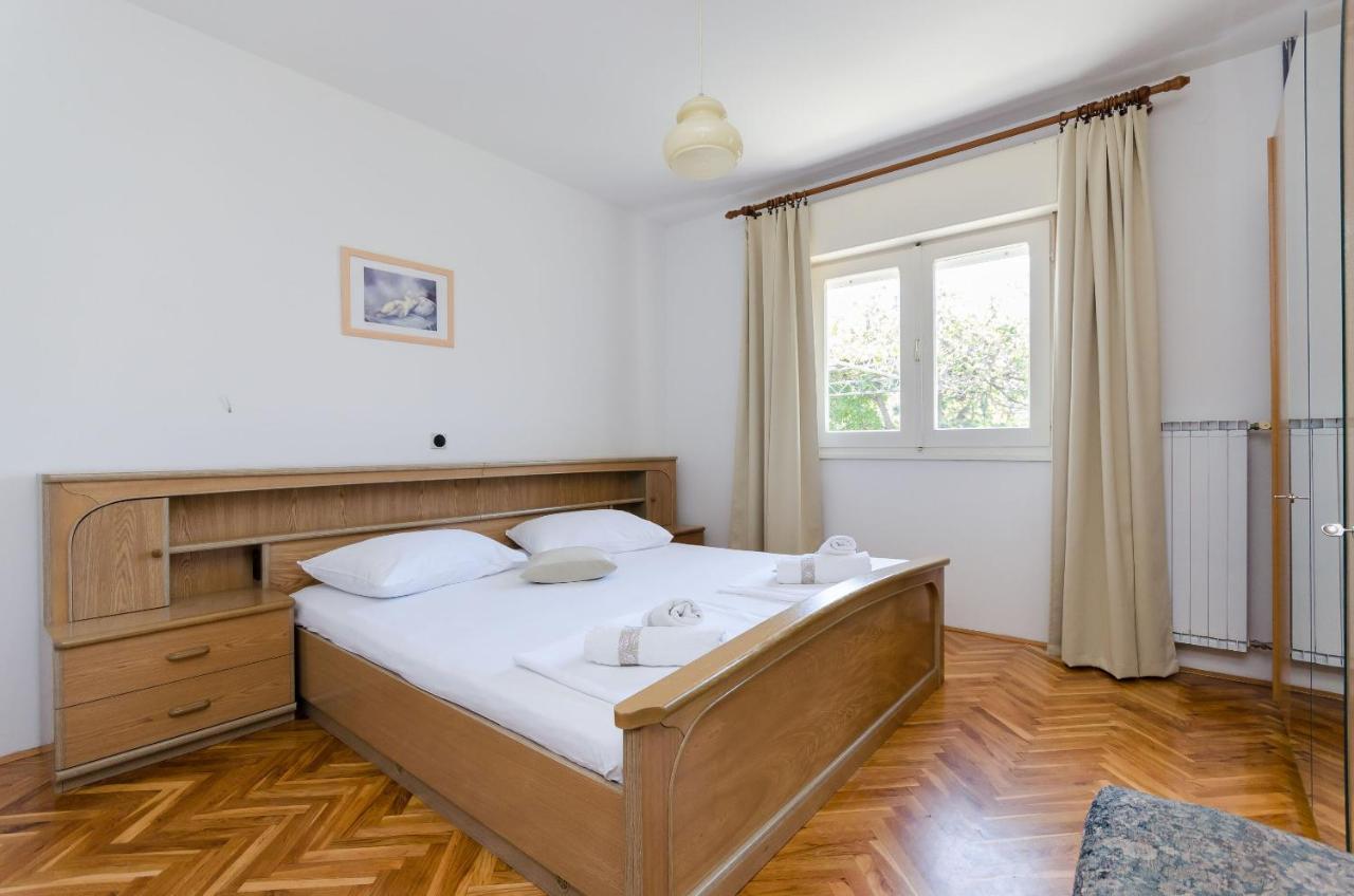 Apartments Slavica R Banjol Extérieur photo