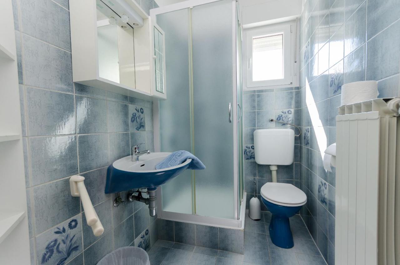 Apartments Slavica R Banjol Extérieur photo