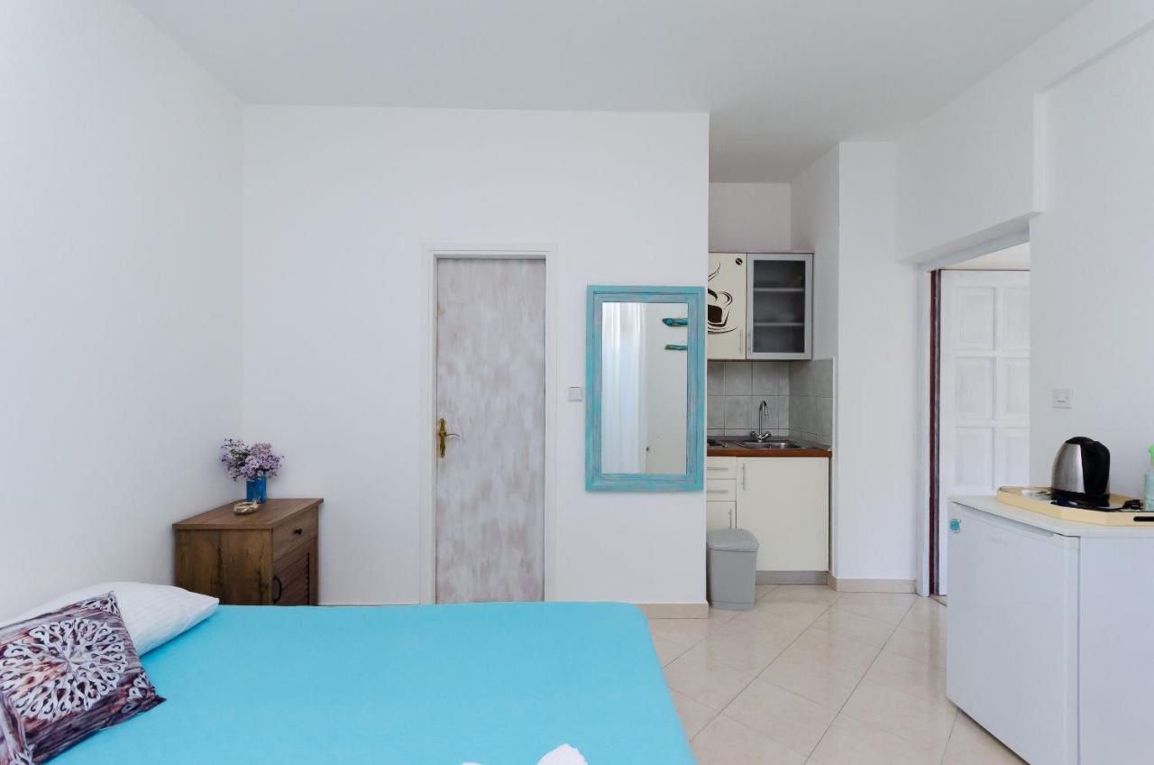 Apartments Slavica R Banjol Extérieur photo