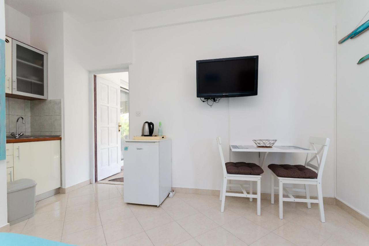 Apartments Slavica R Banjol Extérieur photo